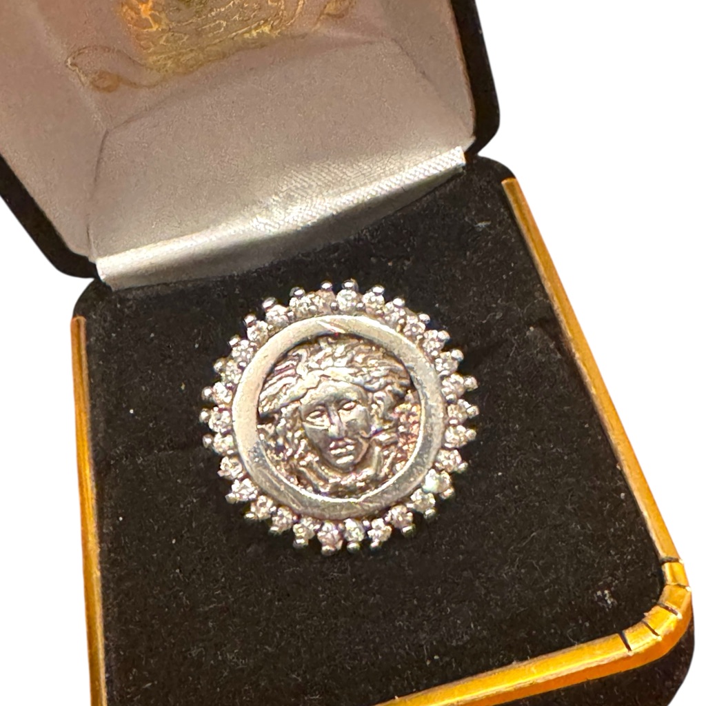 Vintage Stunning 925 Sterling Silver Medusa Ring With Crystal Accents